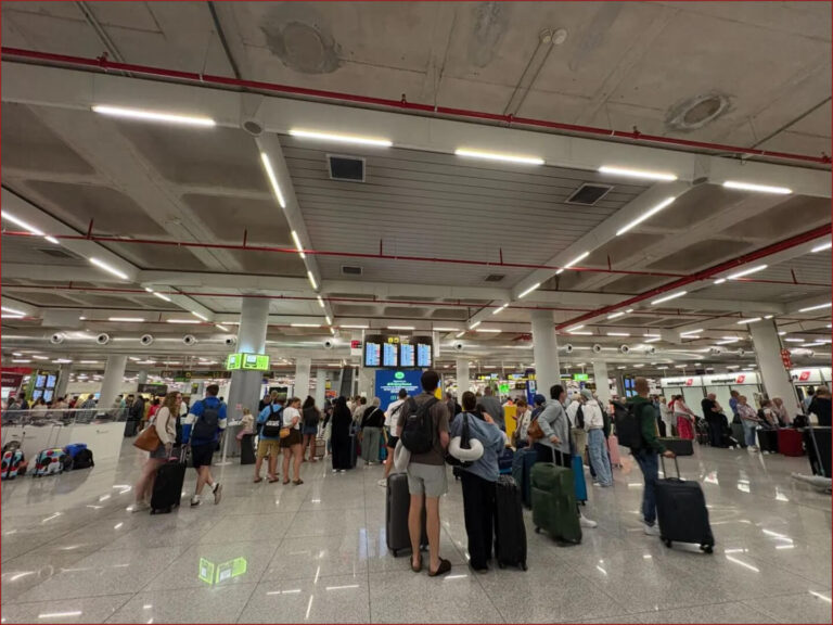 palma flughafen decke eingestürzt